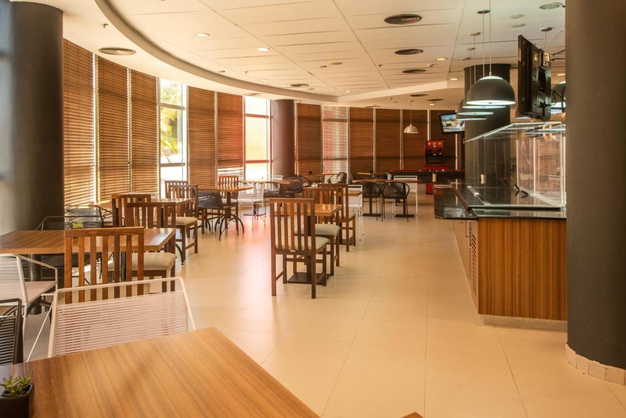Hotel Ibis Betim Esterno foto
